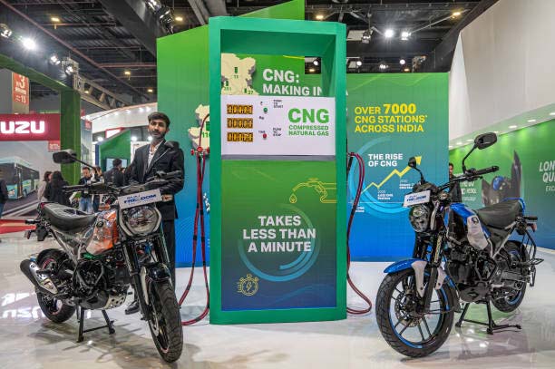 Bajaj Freedom 125 CNG की कीमत में भारी कटौती, अब मात्र ₹85,976 से शुरू!