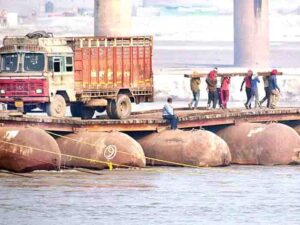 Pipa Bridge Hanuman Ghat तमसा नदी पार आबादी को शहर से जोड़ने हेतु हनुमान घाट पर बनेगा पीपा पुल – अरशद जमाल