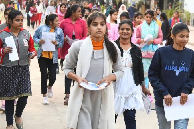 UP B.Ed Counselling 2025: Admission में नया बदलाव – Rank Restriction हटने से प्रक्रिया बनेगी आसान, 13 अगस्त को Seat Allotment रिजल्ट 13 up-b ed counselling 2025