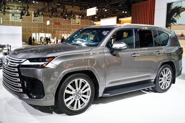 Lexus LX 600 – The Luxury SUV That Rules Both City Streets and Untamed Trails 14