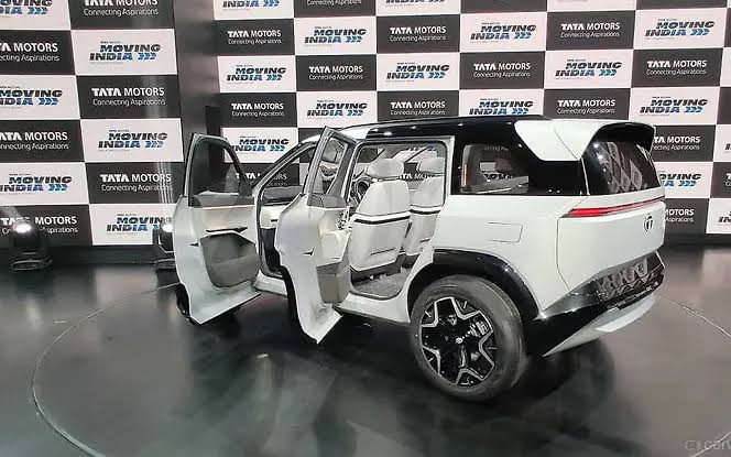 मिडिल क्लास का भरोसा, अब और ज्यादा सस्ता! लॉन्च हुई नई Tata Sierra 2025, दमदार 19kmpl माइलेज और एडवांस फीचर्स के साथ" 13 Tata Sierra 2025