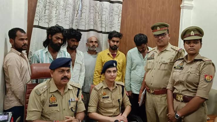 Gorakhpur Crime News गोरखपुर में चोरी करने वाले बड़े गिरोह का पर्दाफाश – छह आरोपी गिरफ्तार 13 Gorakhpur Crime News