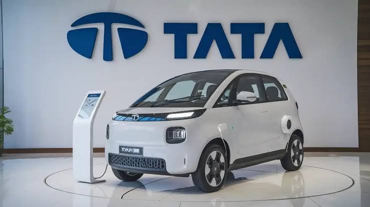 भारत की सबसे किफायती इलेक्ट्रिक कार: Tata Nano EV मात्र ₹1.25 लाख में, मिलेगी 250 KM की रेंज 14 Tata Nano EV