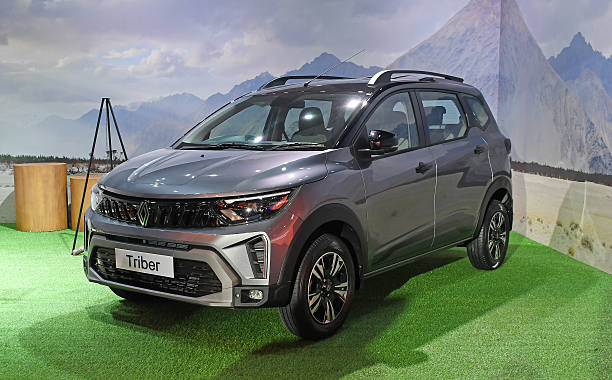 Renault Kiger Offers Up to Rs. 90,000 Benefits in August 2025, Triber and Kwid with Notable Discounts 15 Renault Kiger