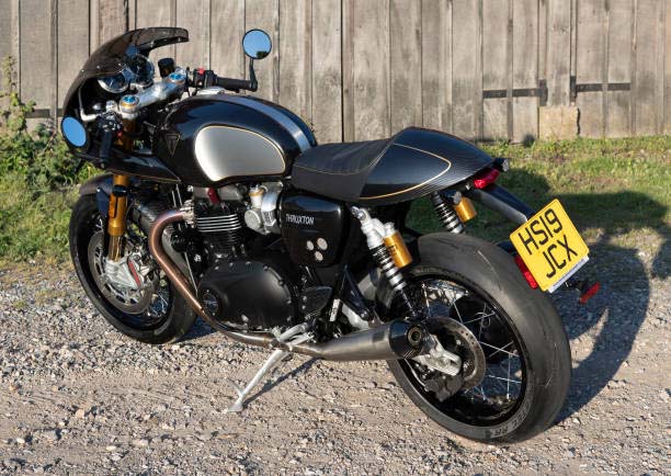 Triumph Thruxton 400