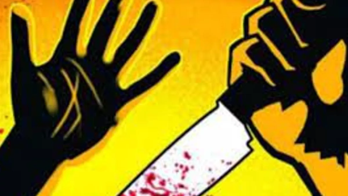 Etah murder news पड़ोसी के संदूक से निकली लापता शख्स की लाश एटा में खौफनाक राज़, पूरा परिवार फरार