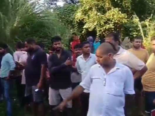 Gorakhpur Murder Mystery गोरखपुर: 50 वर्षीय कलावती यादव की सिरकटी लाश मिलने से हड़कंप  पुलिस की जांच से खुलेंगे राज