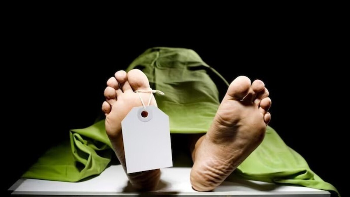 Uday Tripathi Suicide in Gorakhpur गोरखपुर में सनसनी: 20 वर्षीय युवक की आत्महत्या ने छोड़ा भावुक सुसाइड नोट, मां से कहा,माफ करना