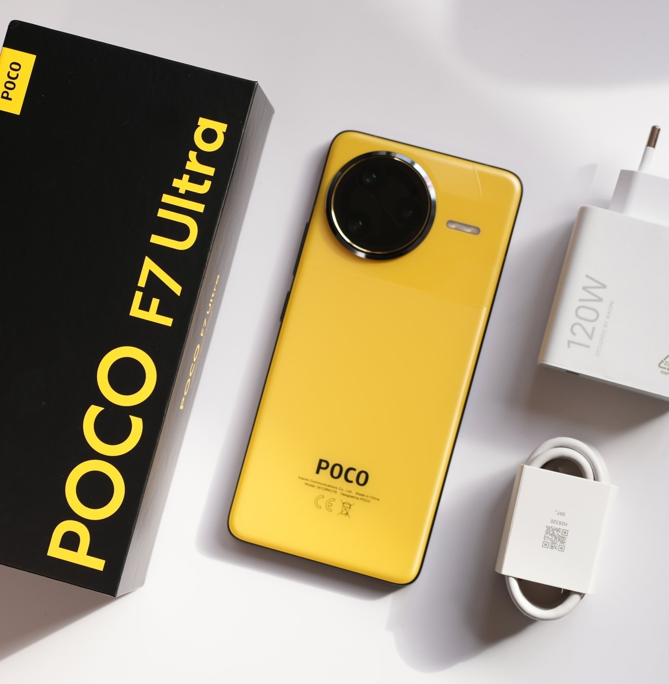 POCO F8 Ultra लीक: Snapdragon 8 Elite, 7000mAh बैटरी और 100W फास्ट चार्जिंग के साथ