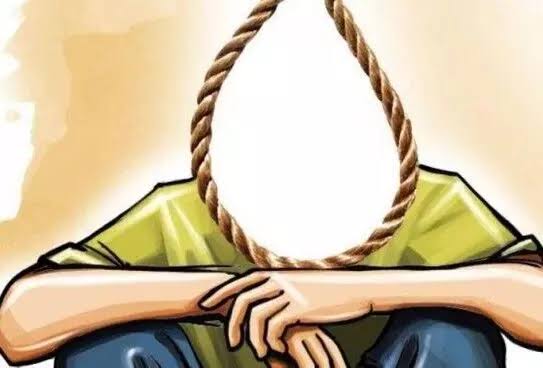 Gorakhpur Bansgaon suicide case गोरखपुर बांसगांव में किशोरी ने लगाई फांसी: मानसिक तनाव और परिजनों की बेबसी ने उठाए कई सवाल 15 Gorakhpur Bansgaon suicide case