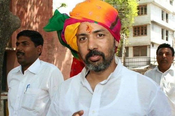 Lucknow FIR Case Dhananjay Singh लखनऊ FIR केस: पूर्व सांसद धनंजय सिंह, ब्लॉक प्रमुख विनय सिंह पर मामला दर्ज, जानिए पूरा विवाद