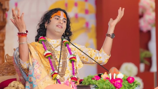 Priyanka Chaturvedi on Aniruddhachary अनिरुद्धचार्य अनिरुद्धाचार्य विवाद: महिलाओं पर आपत्तिजनक टिप्पणी के बाद कोर्ट में मुकदमा, प्रियंका चतुर्वेदी की कड़ी प्रतिक्रिया