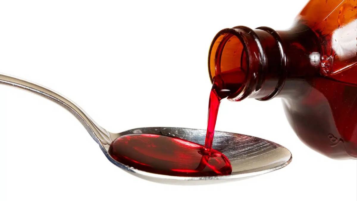 UP Cough Syrup Case यूपी में कोडीन कफ सिरप घोटाले पर सबसे बड़ी कार्रवाई, 98 FIR | UP Cough Syrup Case Latest Update 3 यूपी में कोडीन कफ सिरप घोटाले पर सबसे बड़ी कार्रवाई, 98 FIR | UP Cough Syrup Case Latest Update