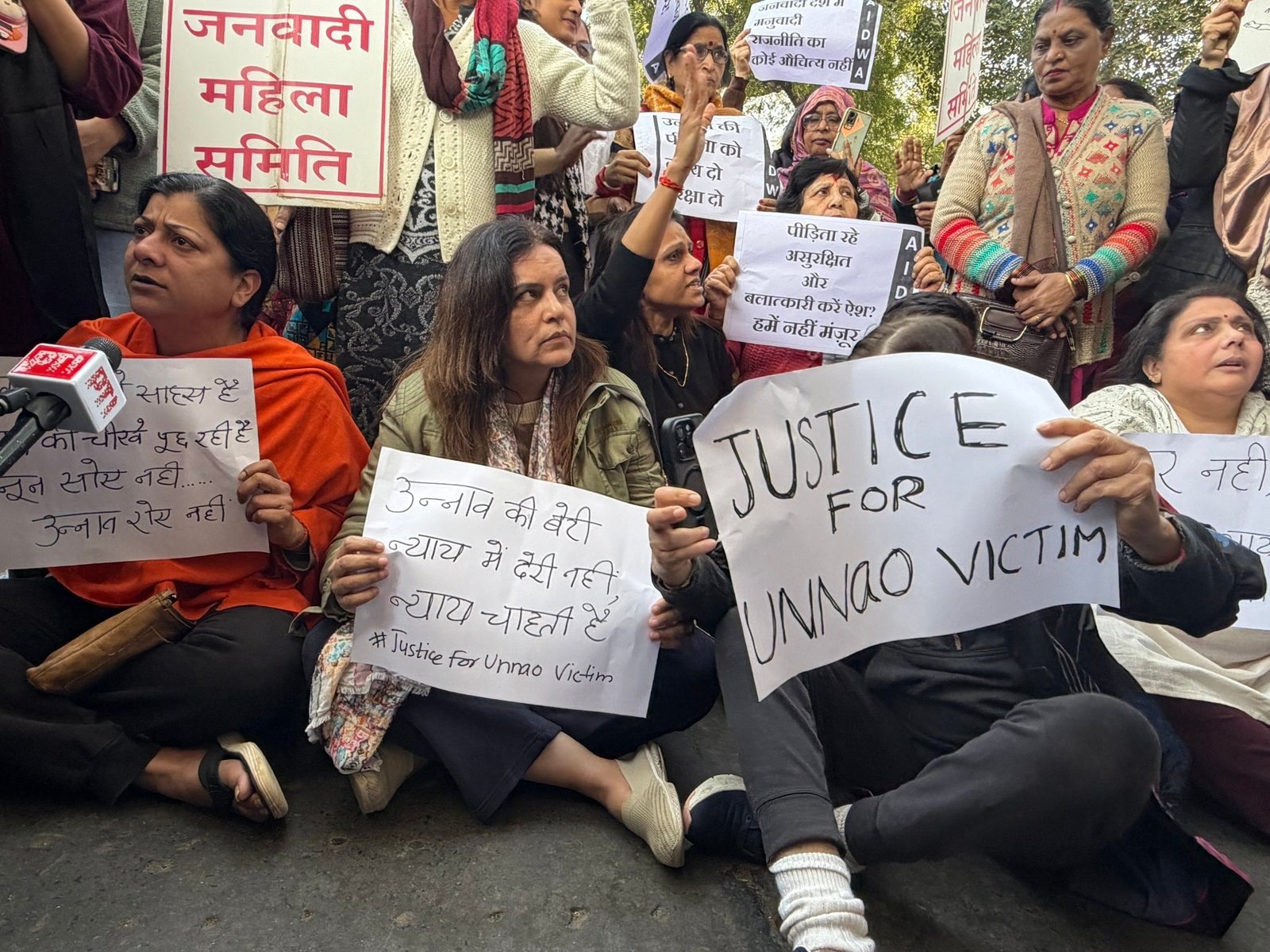 Peaceful Protest Rights जब बलात्कारी रिहा और आवाज़ उठाने वाले हिरासत में हों क्या यही नया भारत है, 6 Peaceful Protest Rights जब बलात्कारी रिहा और आवाज़ उठाने वाले हिरासत में हों क्या यही नया भारत है,