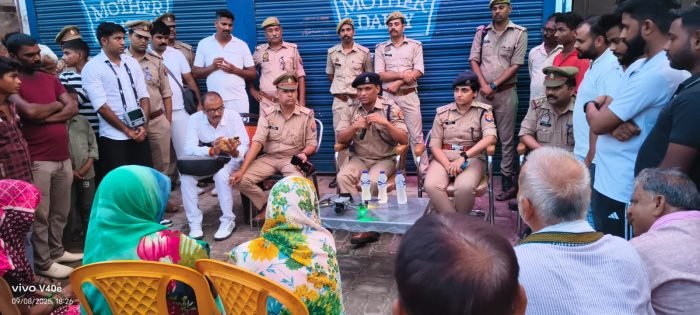 Illegal Mining Banda बांदा में अवैध खनन और परिवहन पर योगी सरकार का बड़ा एक्शन। SIT गठित, FIR दर्ज, 1260 वाहन सीज और करोड़ों का जुर्माना वसूला 4 Illegal Mining Banda बांदा में अवैध खनन पर योगी सरकार की सख्त चोट, माफियाओं से 10 करोड़ से ज्यादा की वसूली